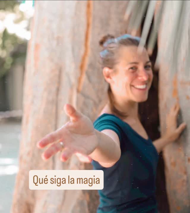 ✨ Cuando profesionales afines se unen, la energía cambia. ✨

Colaborar no es solo sumar: es multiplicar visión, creatividad y posibilidades. 

Colaborar desde la energía femenina es abrir un espacio de escucha, confianza y expansión.

Hay una fuerza especial que aparece cuando encontramos a quienes comparten nuestra pasión, nuestro propósito y nuestra forma de ver el mundo.

La afinidad no se busca, se REconoce. Y cuando llega, la magia se nota.✨✨🌈

COMPARTIR ES VIVIR.🙏💜

#Colaboraciones #saludintegral #mujeres #trabajoenequipo #magia #paradigmadeloscuidados

@yogimi  hay post muy interesantes que he compartido 
@centroernertojever  vente al taller del 29 nov
@elarte_delbuenvivir  vienen talleres ☺️
@yoga.almeria grupo terapéutico de los viernes💞